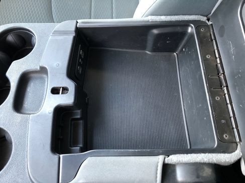 Used 2018 RAM 1500 Express w/ Express Value Package AWD/4WD image 20