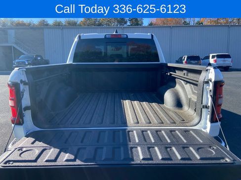 New 2026 RAM 1500 Big Horn AWD/4WD image 10