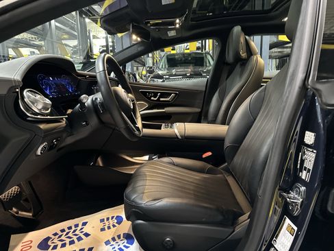 Certified 2022 Mercedes-Benz EQS 580 EQS 580 image 27