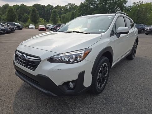 Used 2023 Subaru Crosstrek 2.0i Premium AWD/4WD image 3