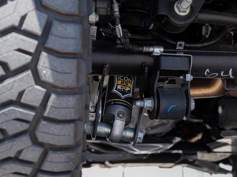 Used 2025 Ford Bronco Badlands AWD/4WD image 26