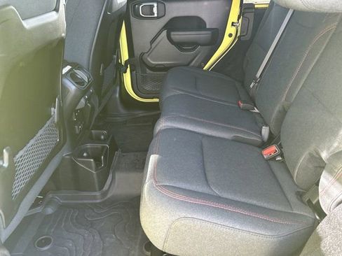 Certified 2024 Jeep Wrangler Unlimited Rubicon w/ XTREMEE 35" Tire Package image 25