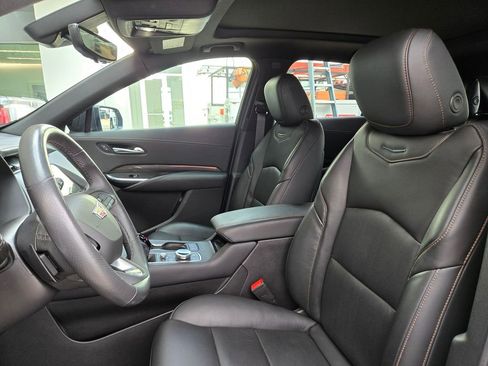 Certified 2023 Cadillac XT4 Sport image 28
