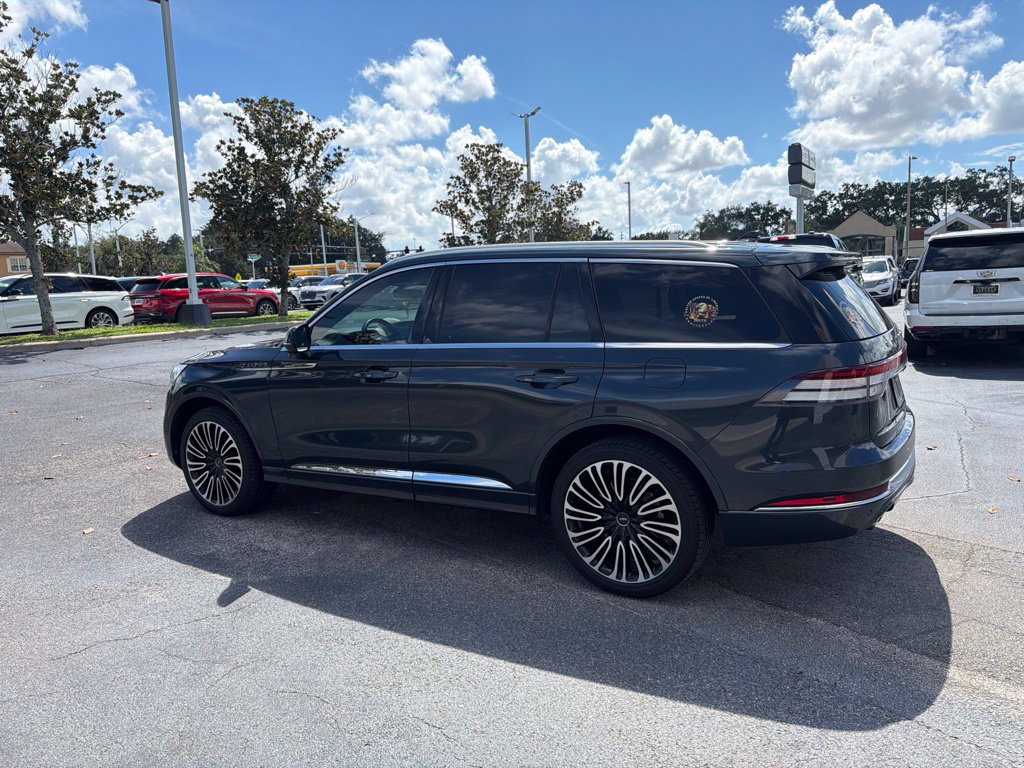 Used 2023 Lincoln Aviator Black Label w/ Dynamic Handling Package AWD/4WD image 4