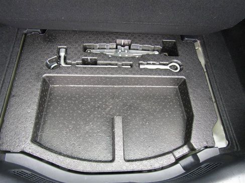 Used 2020 Honda Fit EX image 37