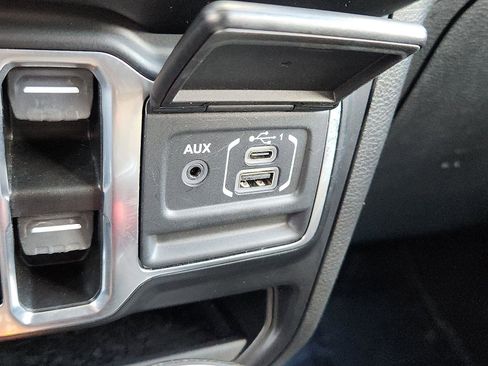 Certified 2022 Jeep Wrangler Unlimited Sport image 25