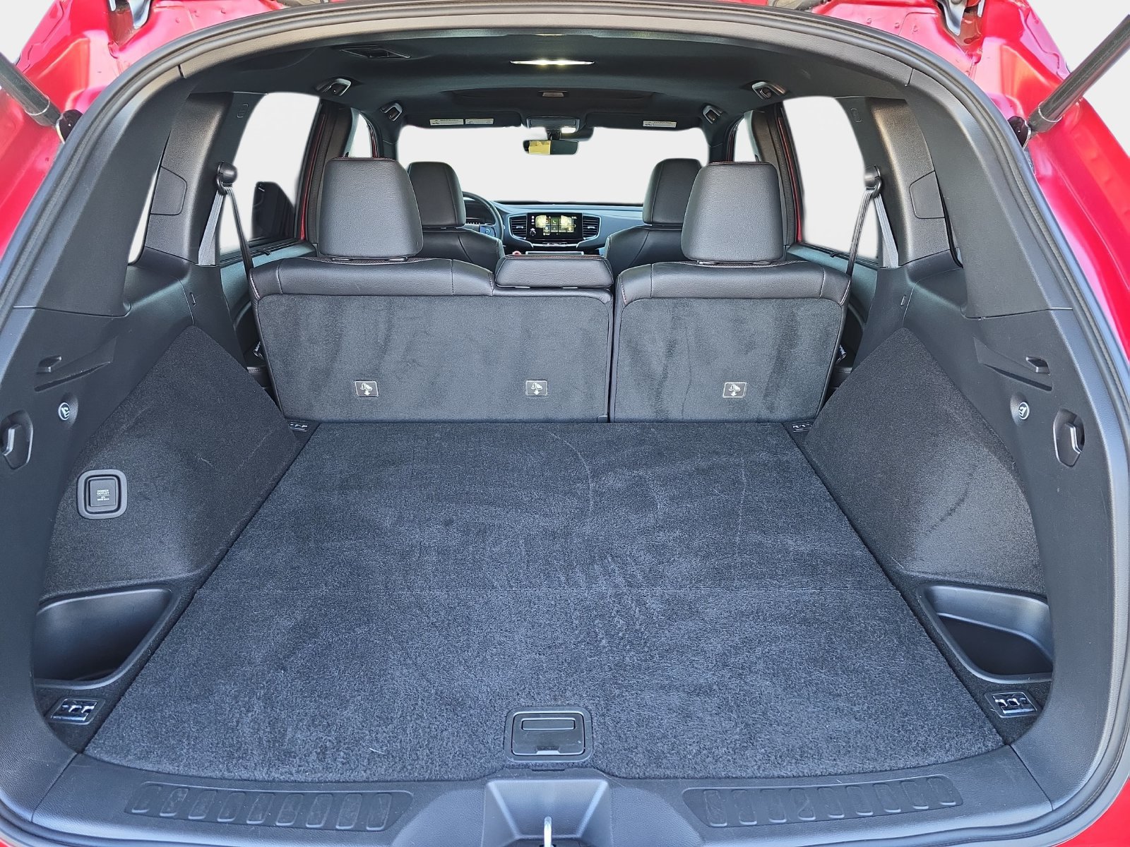 Certified 2025 Honda Passport Black Edition image 12