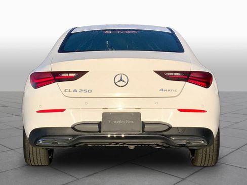 Used 2025 Mercedes-Benz CLA 250 4MATIC image 5