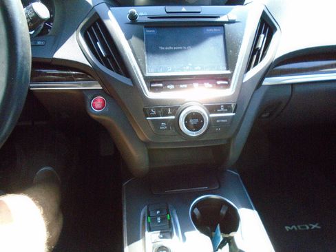 Used 2020 Acura MDX SH-AWD image 19