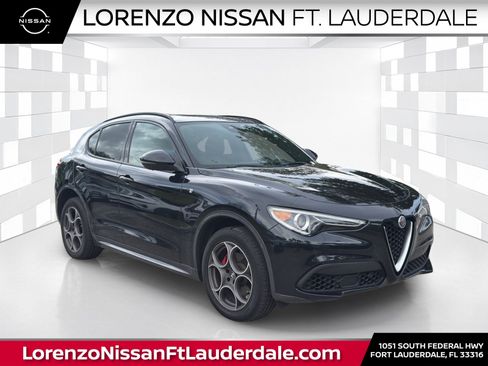 Used 2022 Alfa Romeo Stelvio Ti AWD/4WD image 1