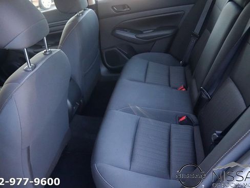 Used 2024 Nissan Altima 2.5 SV image 14