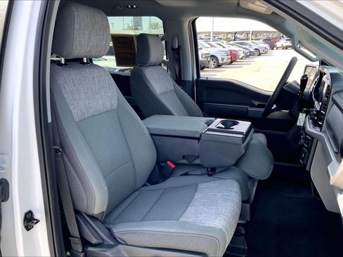 Used 2023 Ford F150 XLT AWD/4WD image 9
