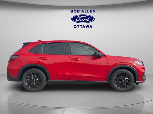 Used 2025 Honda HR-V Sport image 10