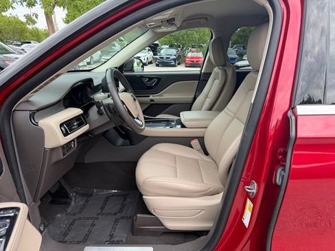 Used 2020 Lincoln Aviator 2WD image 11