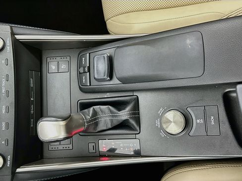 Used 2015 Lexus IS 250 w/ Navigation System Package RWD image 25