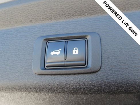 Used 2024 Mitsubishi Outlander SE image 7