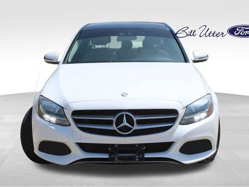 Used 2017 Mercedes-Benz C 300 Sedan image 2