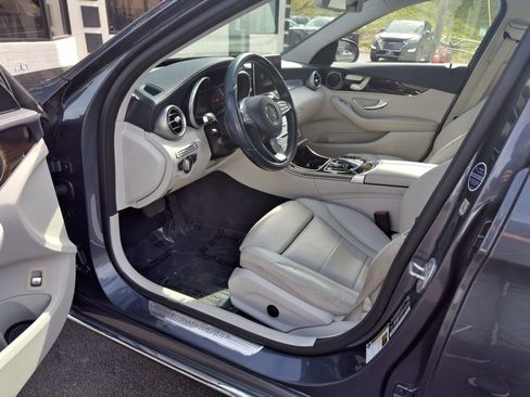 Used 2016 Mercedes-Benz C 300 4MATIC Sedan w/ Multimedia Package image 58