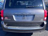 Used 2017 Dodge Grand Caravan SXT image 4