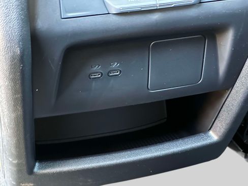 Used 2026 Chevrolet Traverse LT AWD/4WD image 14