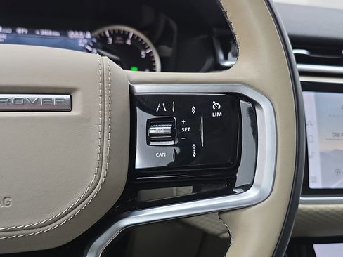 Used 2023 Land Rover Range Rover Velar R-Dynamic S image 18