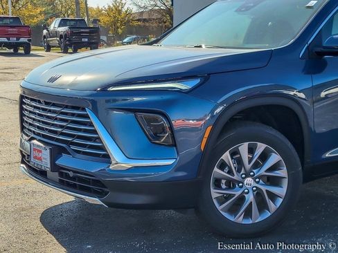 New 2026 Buick Enclave Preferred image 3