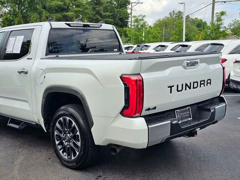 Used 2025 Toyota Tundra Limited AWD/4WD image 14