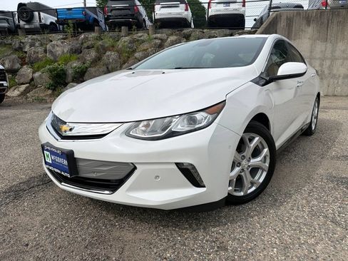 Used 2016 Chevrolet Volt Premier w/ Driver Confidence Package FWD image 1