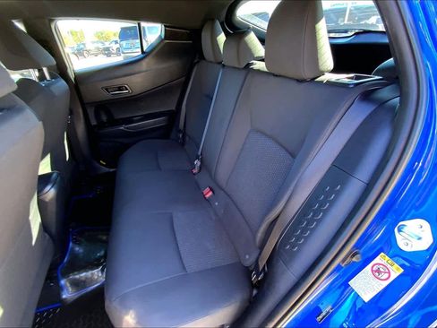 Used 2018 Toyota C-HR XLE image 19