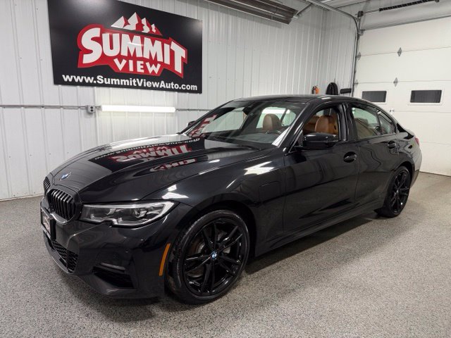 Used 2021 BMW 330e xDrive w/ M Sport Package AWD/4WD image 1