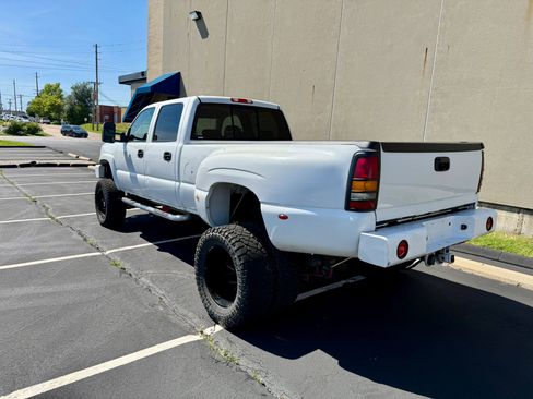 Used 2004 Chevrolet Silverado 3500 4x4 Crew Cab w/ Heavy-Duty Power Package image 9