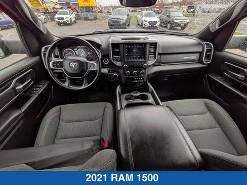 Used 2021 RAM 1500 4x4 Crew Cab image 31