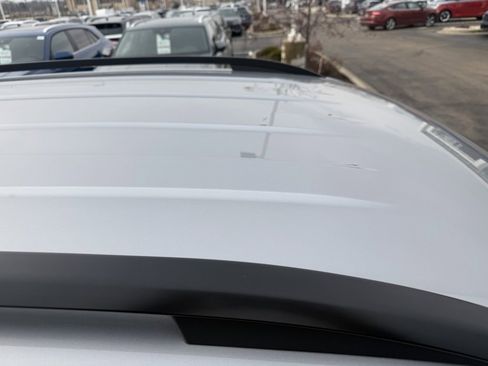 Used 2021 Volkswagen Atlas SE image 14