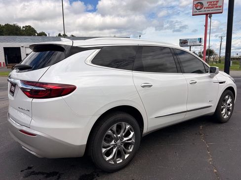 Used 2019 Buick Enclave Avenir FWD image 8