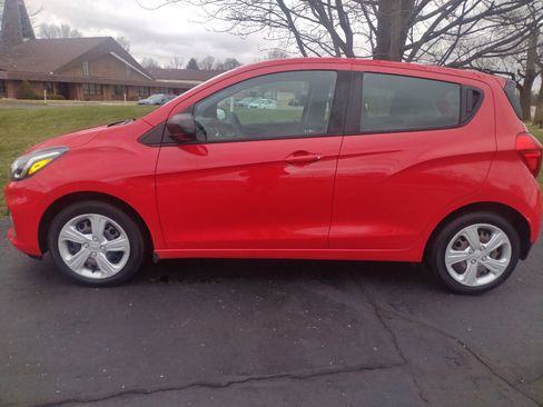 Used 2019 Chevrolet Spark LS image 2