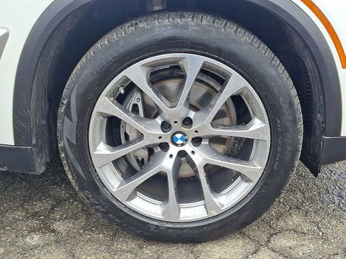 Certified 2024 BMW X5 xDrive40i w/ Premium Package image 8