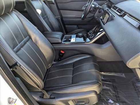 Used 2018 Land Rover Range Rover Velar S image 22