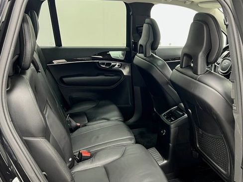 Used 2018 Volvo XC90 T8 Momentum w/ Convenience Package image 35