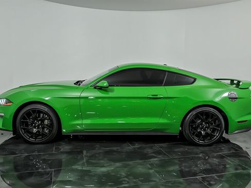 Used 2019 Ford Mustang Coupe w/ Ecoboost Performance Package RWD image 6