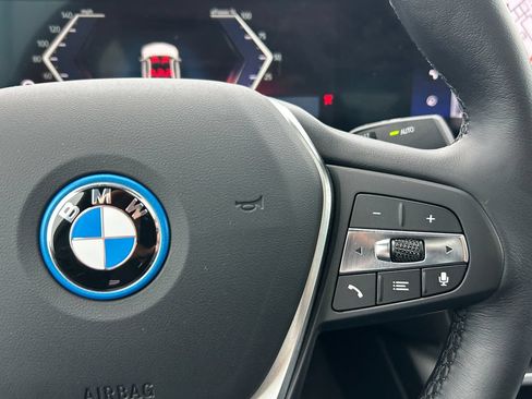 Used 2023 BMW i4 eDrive35 w/ Premium Package RWD image 20