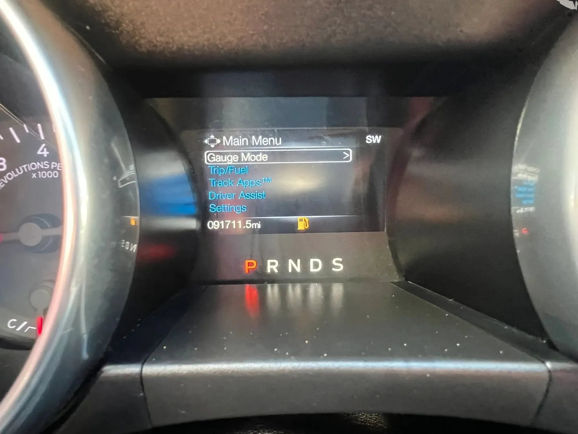 Used 2018 Ford Mustang Coupe RWD image 17