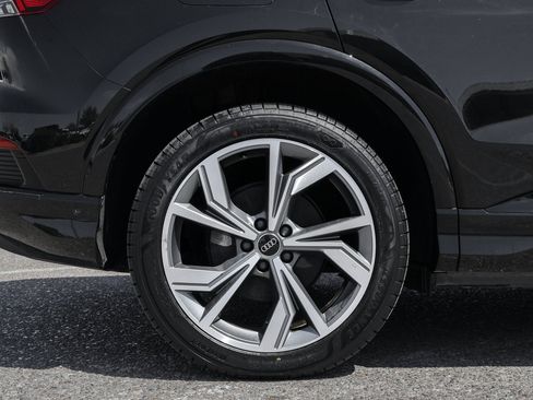 Used 2024 Audi Q4 e-tron Premium Plus AWD/4WD image 12