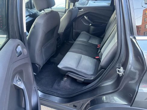Used 2016 Ford Escape SE w/ Equipment Group 201A image 19
