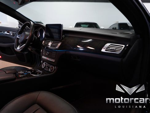 Used 2016 Mercedes-Benz CLS 400 4MATIC w/ Premium 2 Package image 29