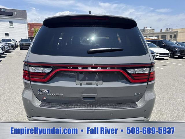 Used 2025 Dodge Durango GT AWD/4WD image 4