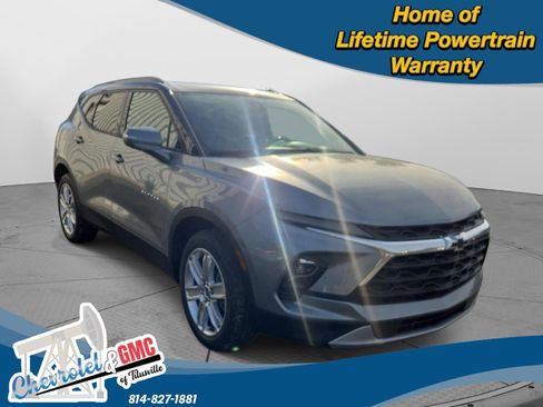 New 2026 Chevrolet Blazer LT w/ LPO, Black Sport Package image 2