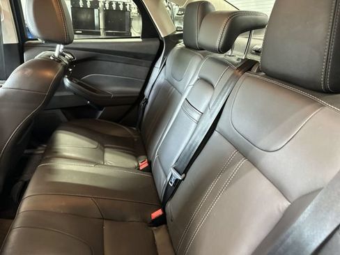Used 2013 Ford Focus SE FWD image 31