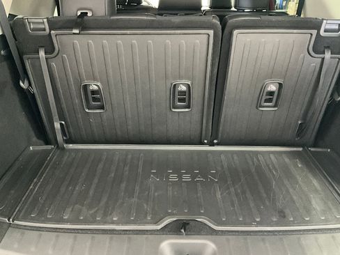 Used 2024 Nissan Pathfinder Platinum w/ Cargo Package AWD/4WD image 26