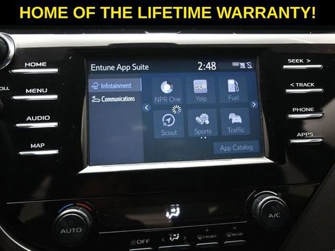 Used 2019 Toyota Camry SE image 23