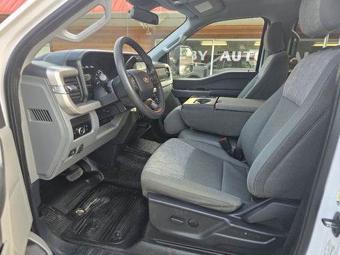 Used 2023 Ford F350 XLT w/ 360-Degree Camera Package image 11